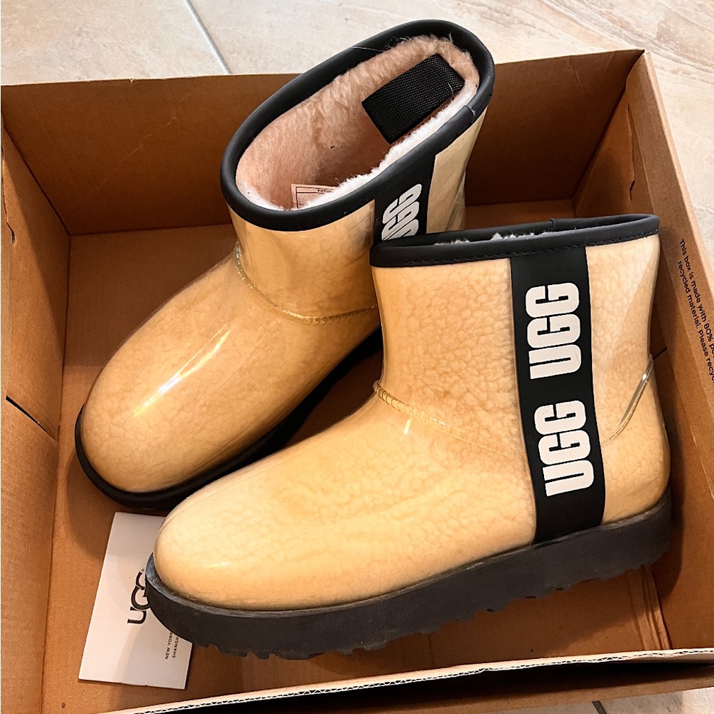 UGG boots size 6